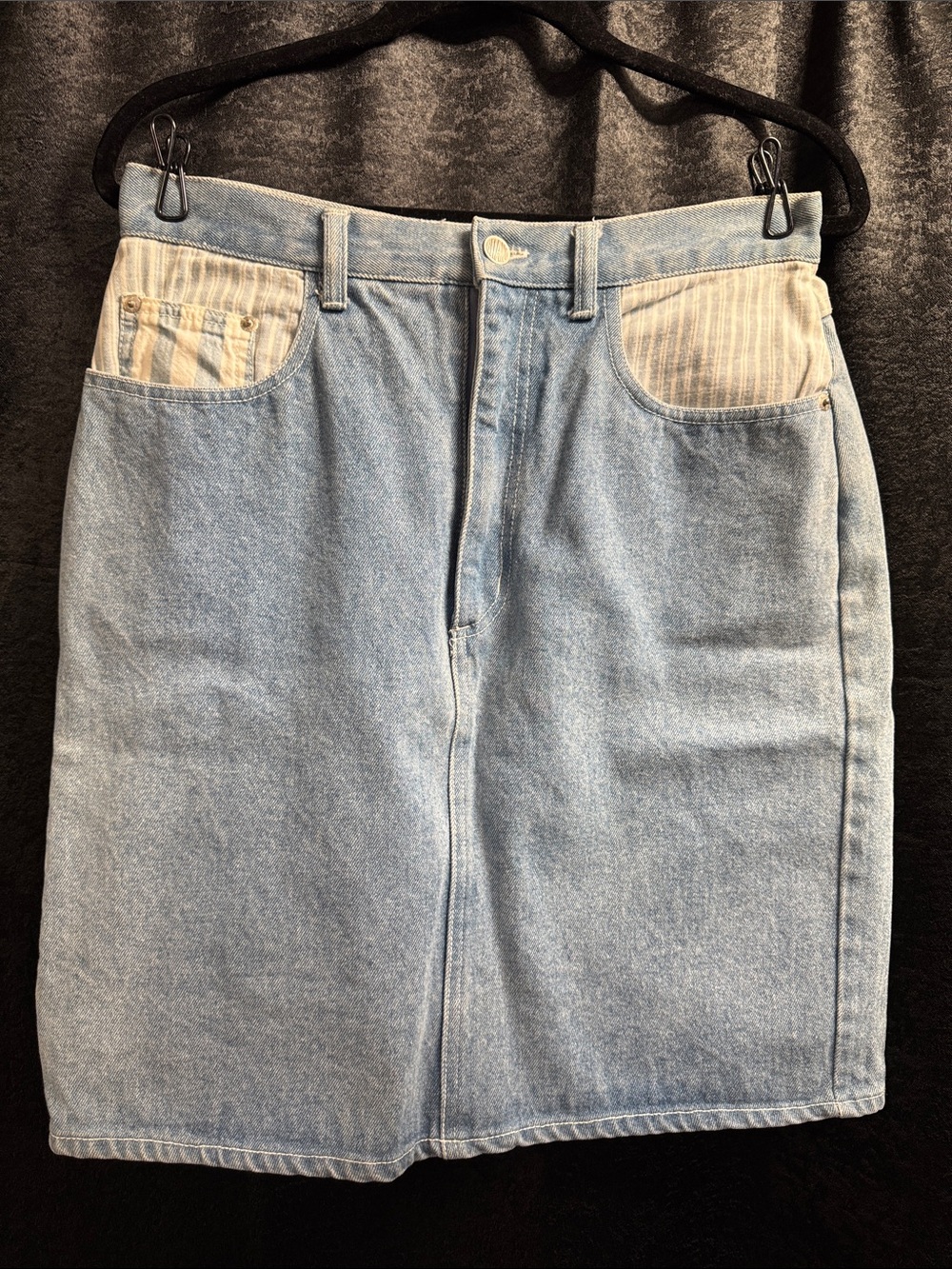 Vintage 90s Gitano Light Blue Denim Skirt with Contrast Pocket Trim